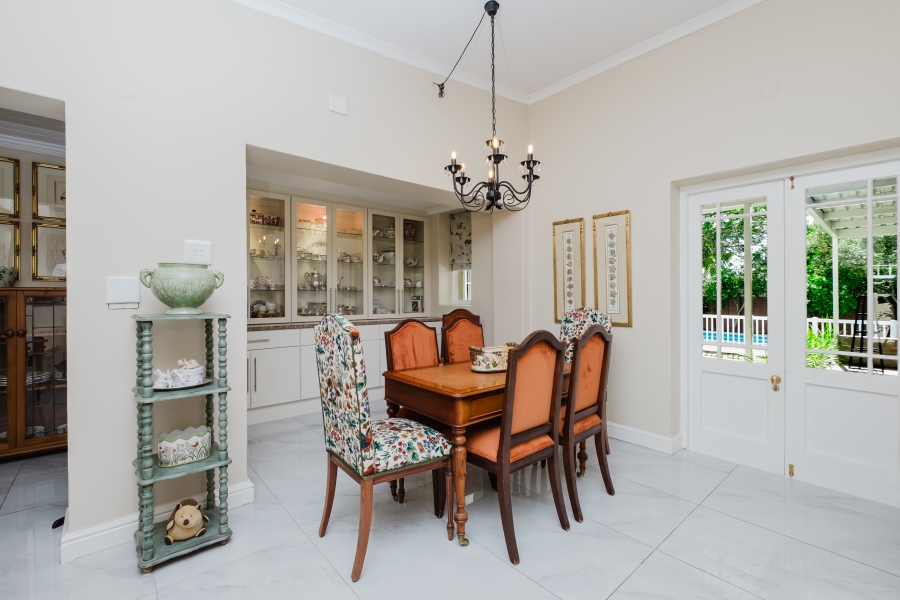 4 Bedroom Property for Sale in Claremont Western Cape